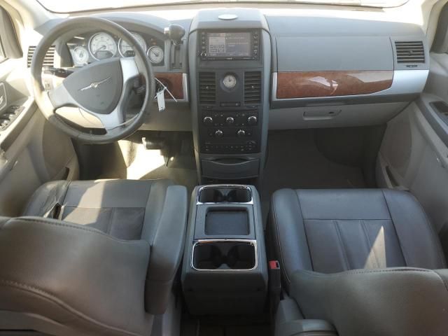 2008 Chrysler Town & Country Touring