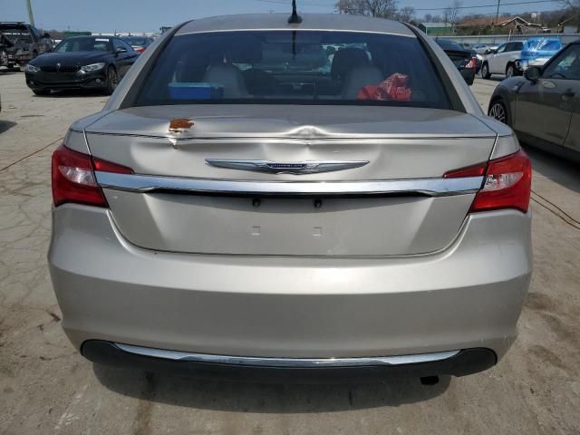 2013 Chrysler 200 Touring