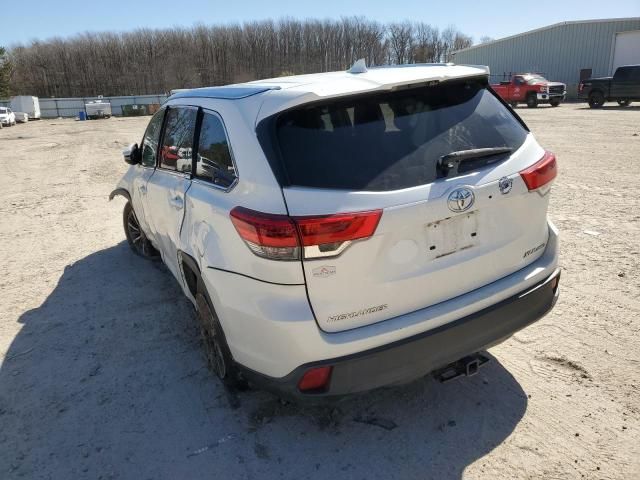 2019 Toyota Highlander SE