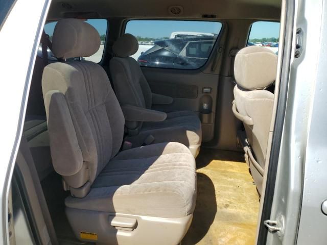 2001 Toyota Sienna LE