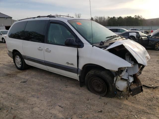 1999 Plymouth Grand Voyager SE