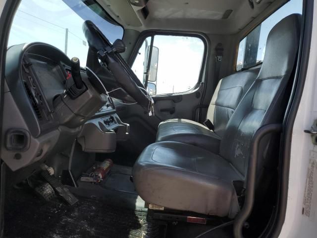 2005 Freightliner M2 106 Medium Duty