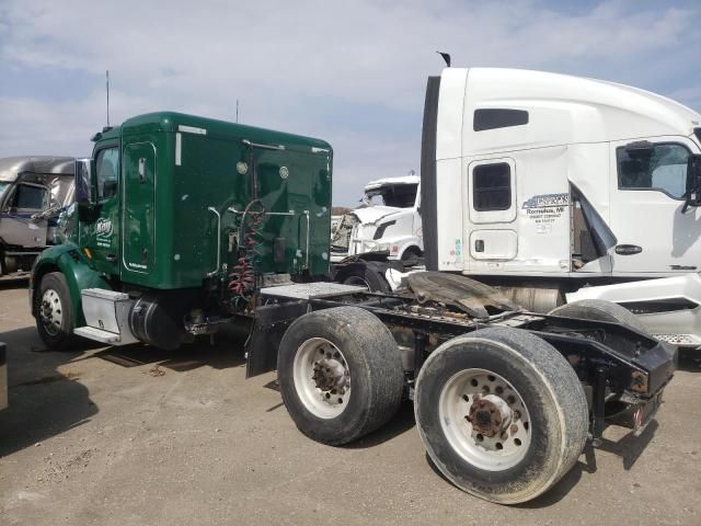 2015 Peterbilt 579