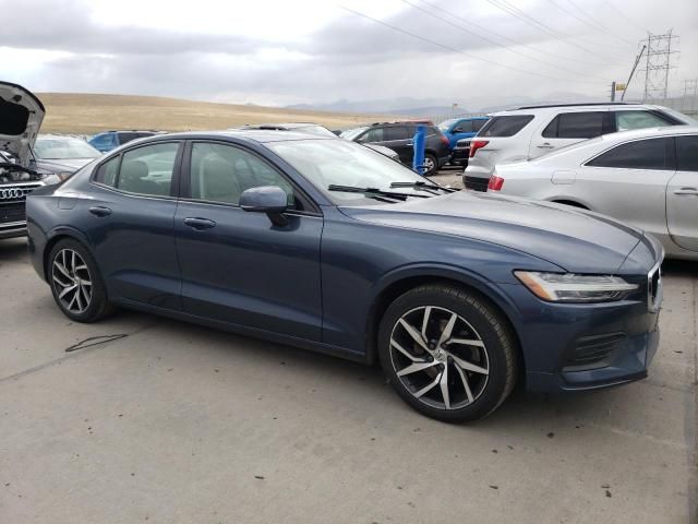 2019 Volvo S60 T5 Momentum