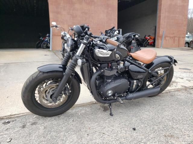 2019 Triumph Bonneville Bobber Black