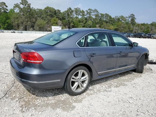 2013 Volkswagen Passat SEL