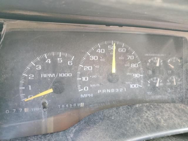 2000 Chevrolet GMT-400 C2500