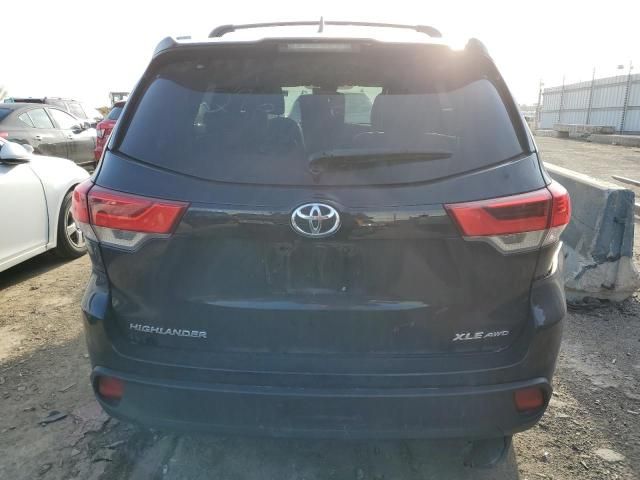 2019 Toyota Highlander SE