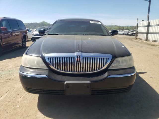 2007 Lincoln Town Car Signature