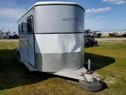 Salvage trucks for sale at Fresno, CA auction: 2007 Classic Roadster Horse Trailer