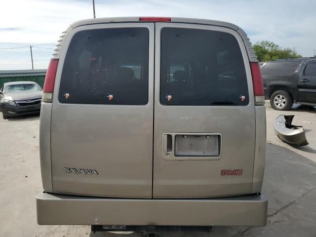 2001 GMC Savana G1500 Luxury