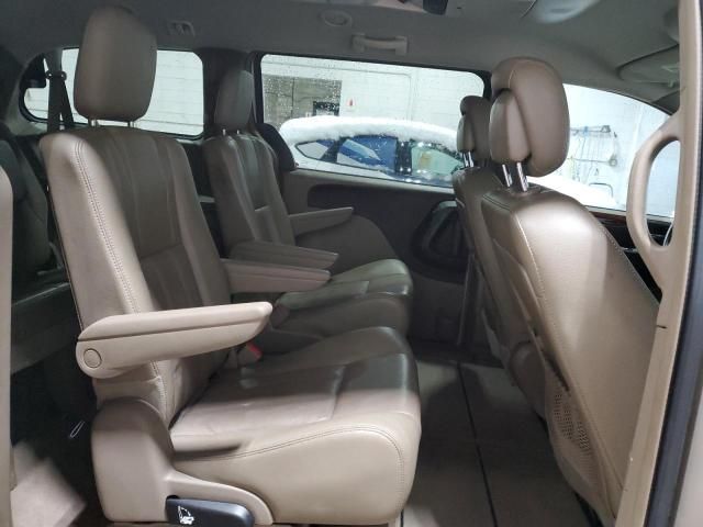 2012 Chrysler Town & Country Touring