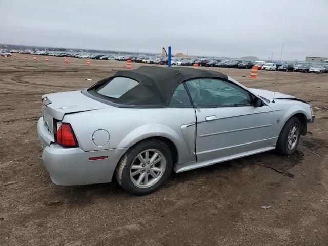 2003 Ford Mustang