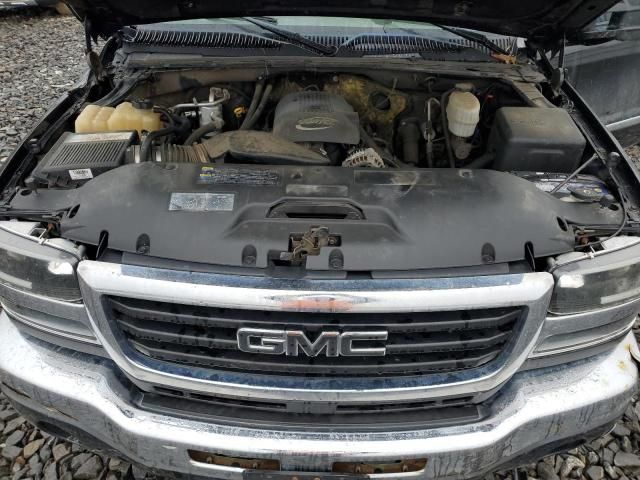 2004 GMC Sierra K2500 Heavy Duty