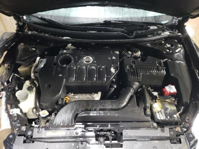 2011 Nissan Altima Base