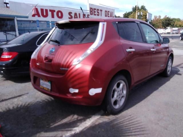 2011 Nissan Leaf SV