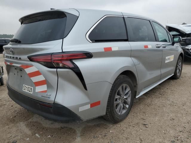 2021 Toyota Sienna LE