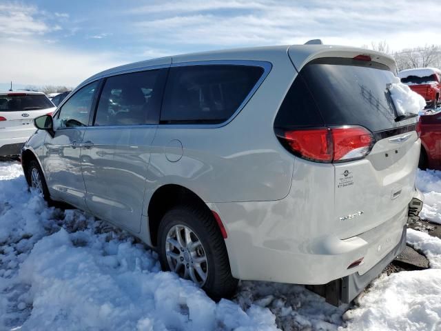 2017 Chrysler Pacifica LX