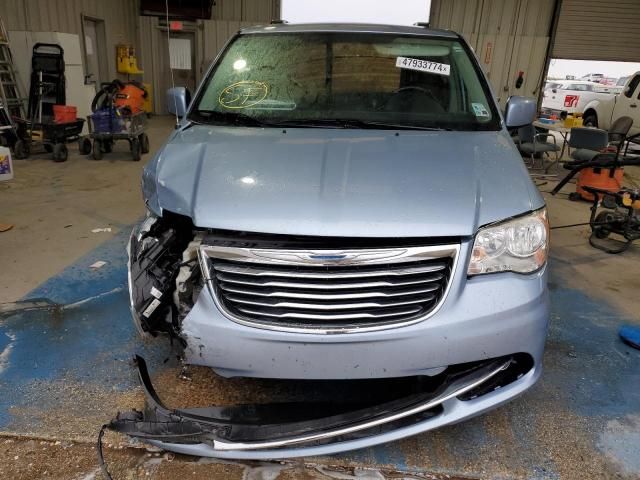 2016 Chrysler Town & Country Touring