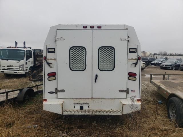 2006 Ford Econoline E350 Super Duty Cutaway Van