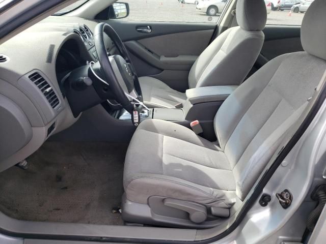 2010 Nissan Altima Base