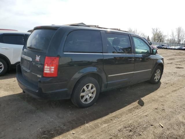 2010 Chrysler Town & Country Touring