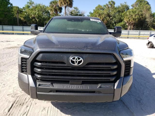 2022 Toyota Tundra Double Cab SR