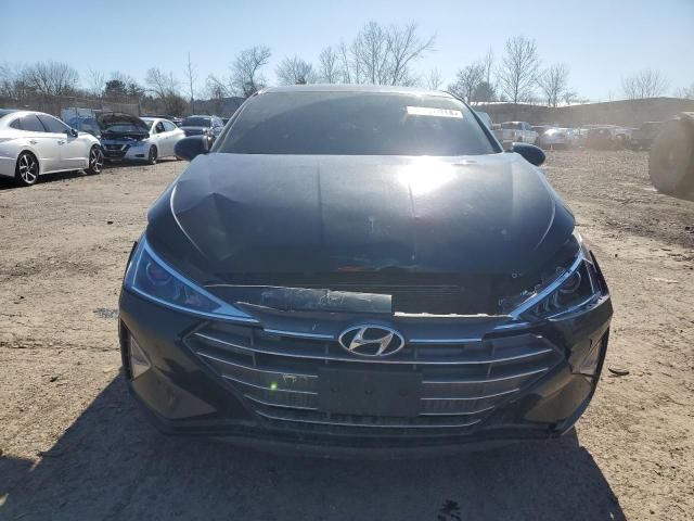 2019 Hyundai Elantra SE