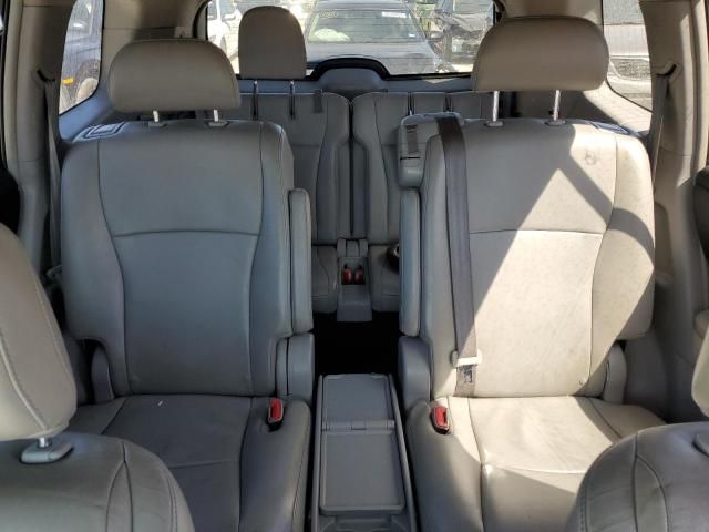 2013 Toyota Highlander Base