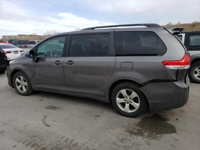 2014 Toyota Sienna LE