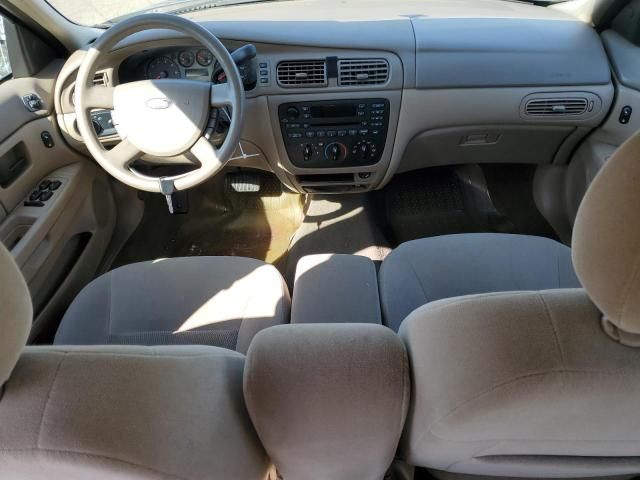 2006 Ford Taurus SE