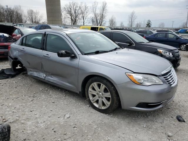 2013 Chrysler 200 Touring