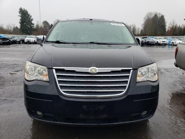 2010 Chrysler Town & Country Touring Plus