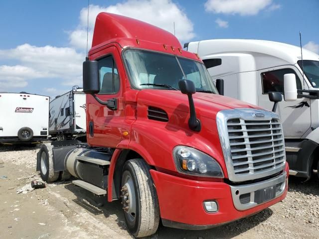 2017 Freightliner Cascadia 113