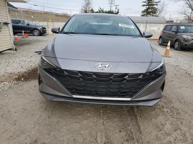 2022 Hyundai Elantra SEL