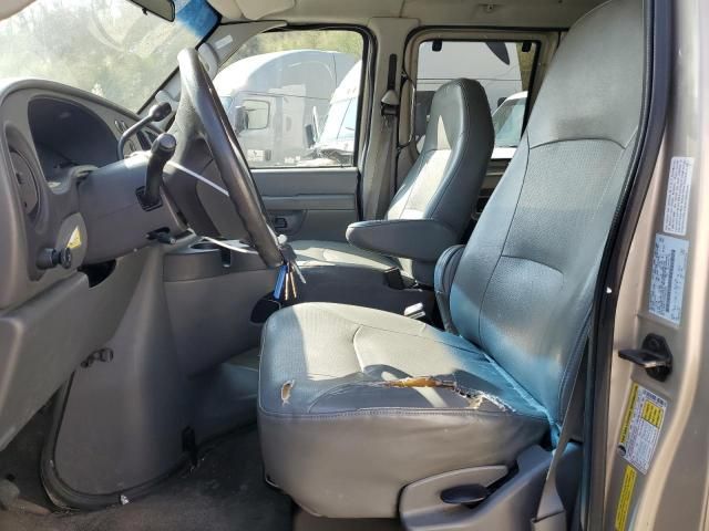 2007 Ford Econoline E350 Super Duty Wagon