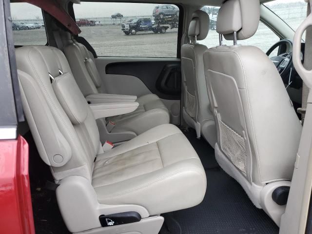 2012 Chrysler Town & Country Touring