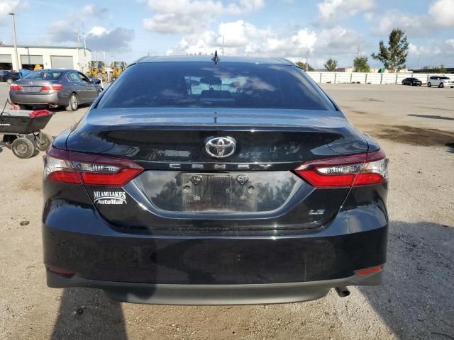 2022 Toyota Camry LE