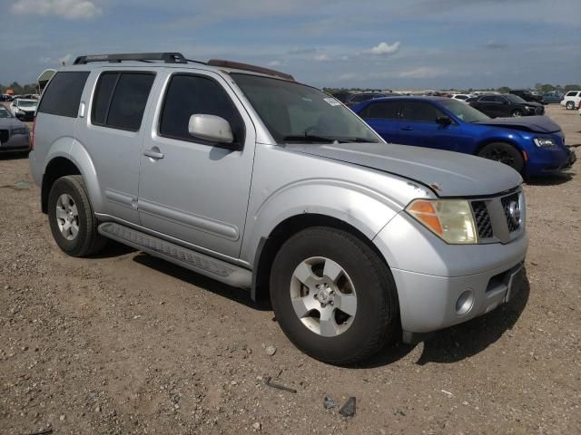 2007 Nissan Pathfinder LE