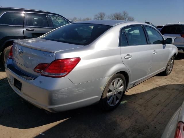 2005 Toyota Avalon XL