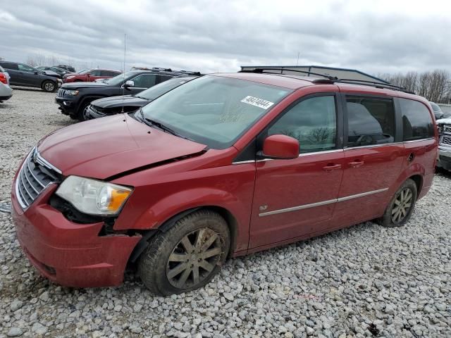 2009 Chrysler Town & Country Touring