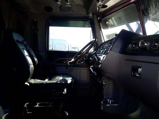 2012 Peterbilt 388