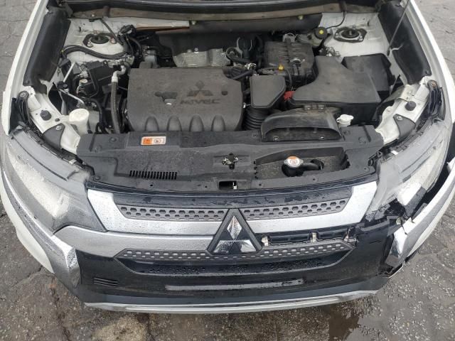 2019 Mitsubishi Outlander SE