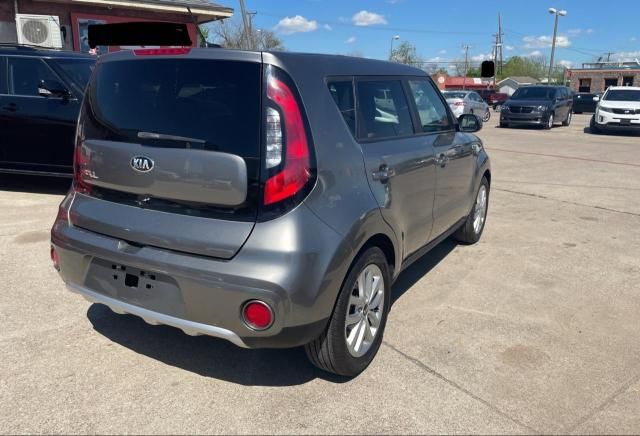 2017 KIA Soul +