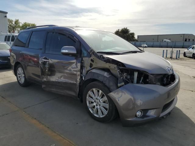 2017 Toyota Sienna XLE