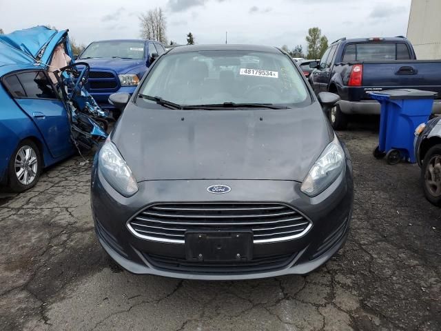 2016 Ford Fiesta SE