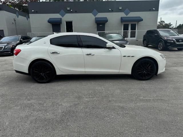 2016 Maserati Ghibli