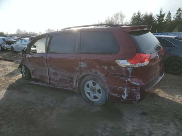 2011 Toyota Sienna XLE