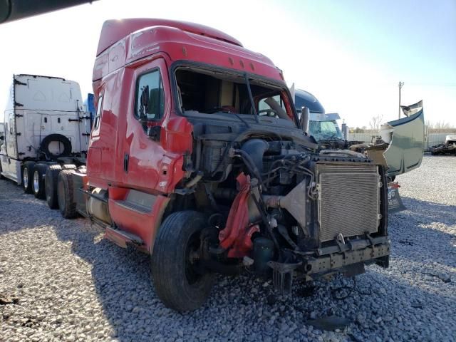 2017 Freightliner Cascadia 125