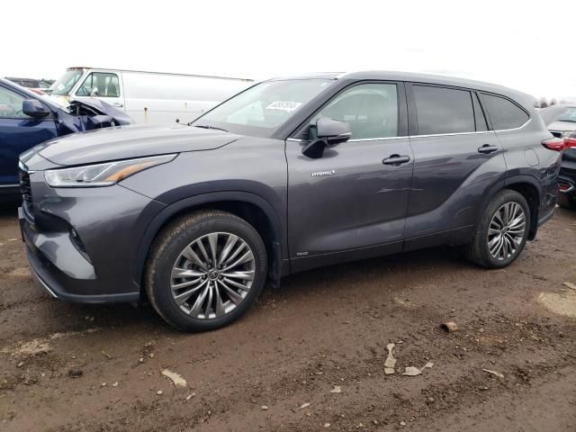 2021 Toyota Highlander Hybrid Platinum